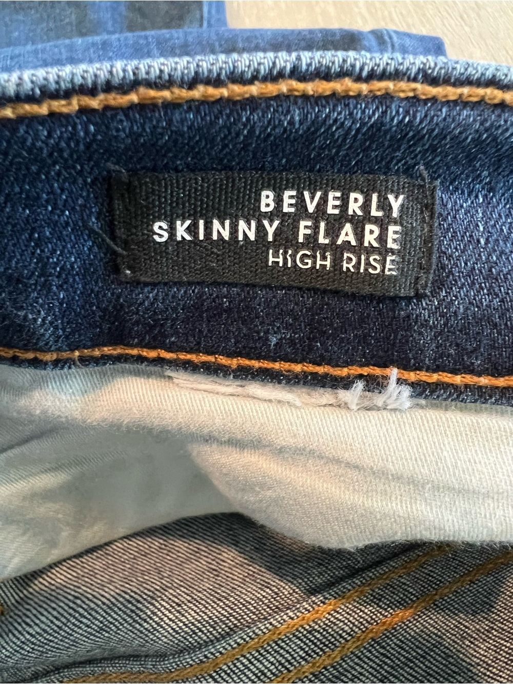 Veronica Beard Beverly Skinny Flare High-Rise Button-Fly Flare Jeans size 29 - Picture 5 of 9
